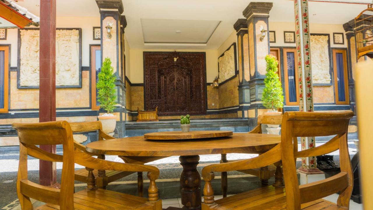 丹帕沙 Cakra House酒店 外观 照片